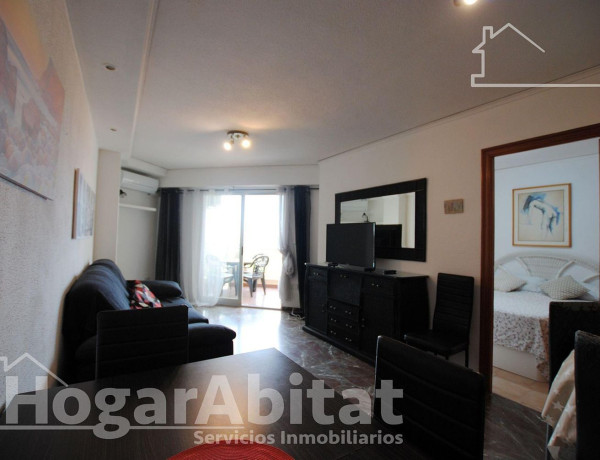 Piso en venta en Calle de la Valldigna, Gandia thumbnail 1