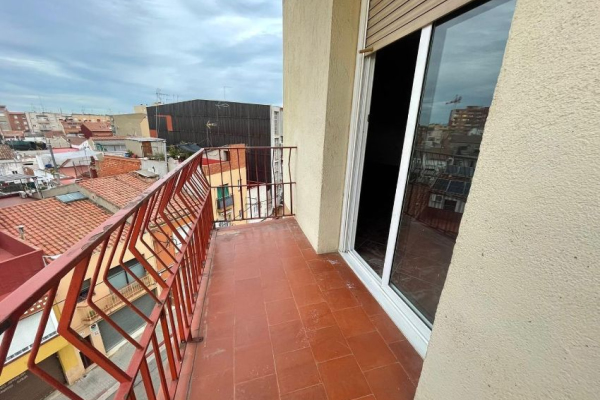 Sprzedaż mieszkania w La Creu de Barberà - Avinguda - Eixample, Sabadell
photo 1