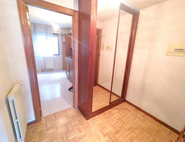 Apartment for sale in , Villaquilambre thumbnail 2