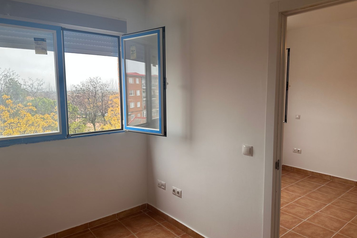 Piso en venta en calle del barrio de la estación, 16, Jeleś
 photo 5
