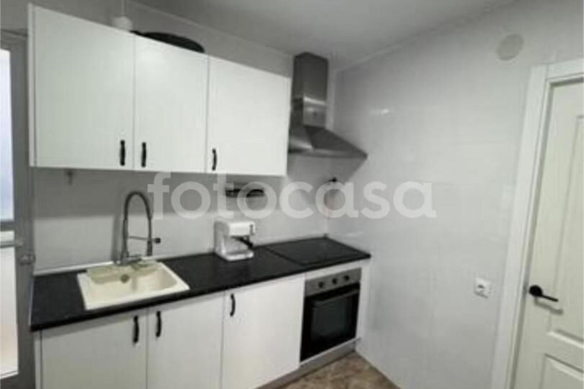 Продажа квартиры на Бенипейскар - Эль Равал, Гандия
photo 3