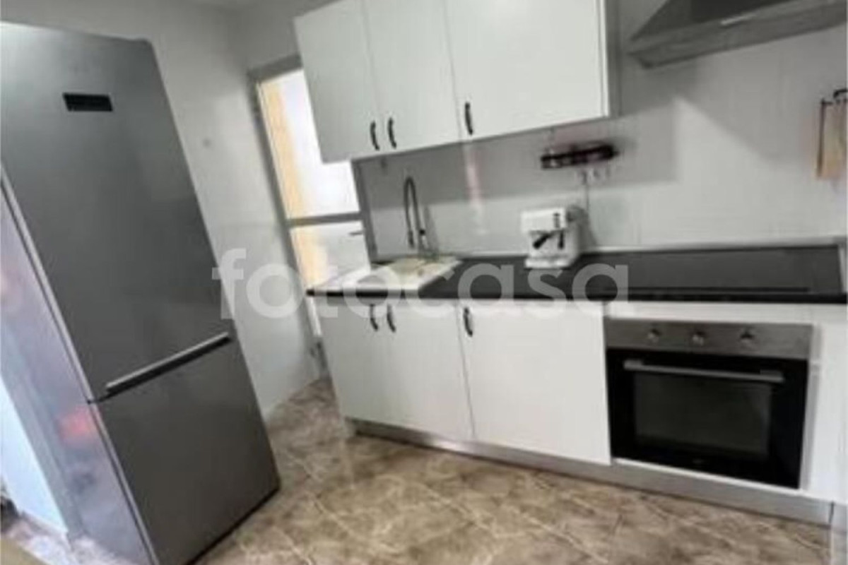 Продажа квартиры на Бенипейскар - Эль Равал, Гандия
photo 4
