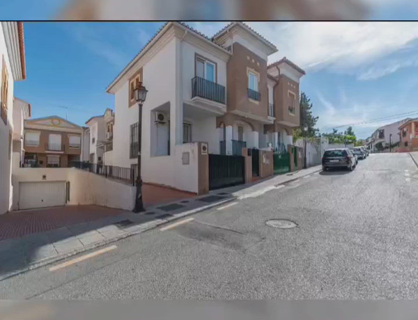 Semi-detached house for sale in Calle Almendros , La Zubia thumbnail 1