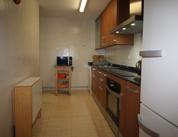 Duplex en venta en Urb. Eixample, Figueres photo 3