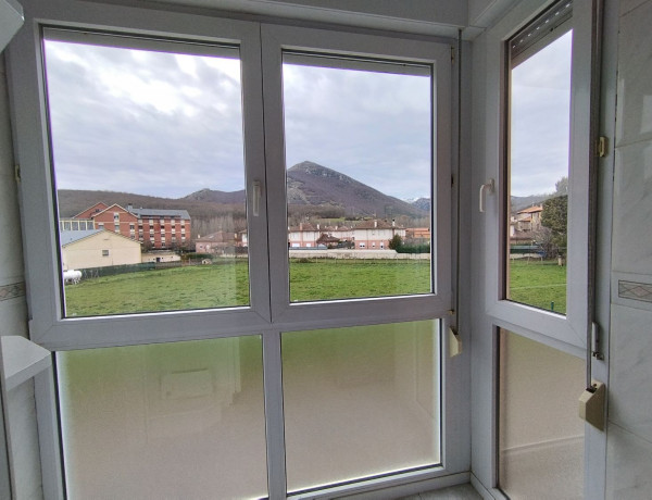 Apartment for sale in , Cervera de Pisuerga photo 4