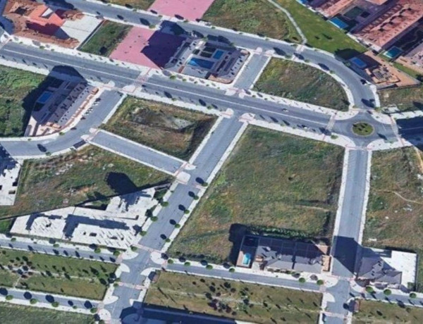 Terreno en venta en avenida de los Derechos Humanos photo 3