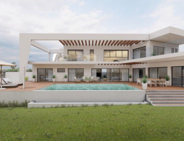 Chalet independiente en venta en Calle dinamarca del faro, Mijas photo 1