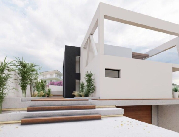 Chalet independiente en venta en Calle dinamarca del faro, Mijas thumbnail 2
