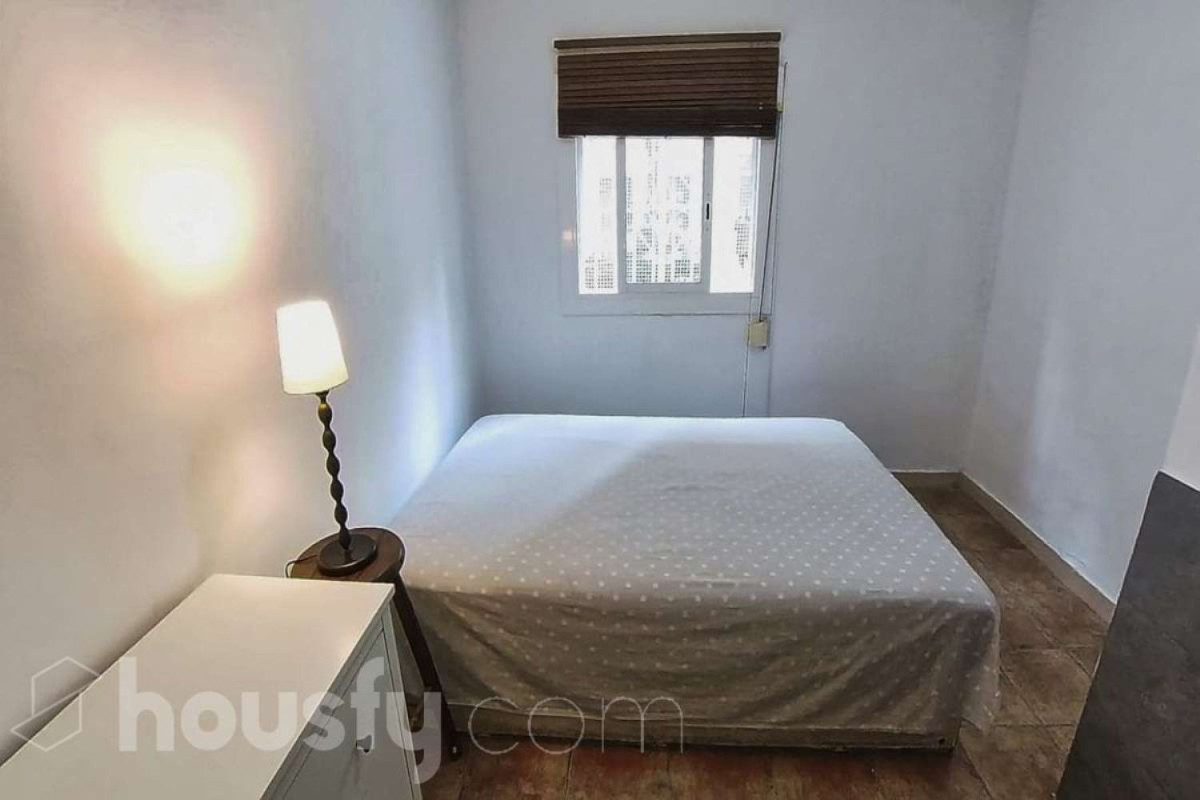 Продажа квартиры на Calle Mont-Ras, Госпиталет-де-Льобрегат
 photo 5
