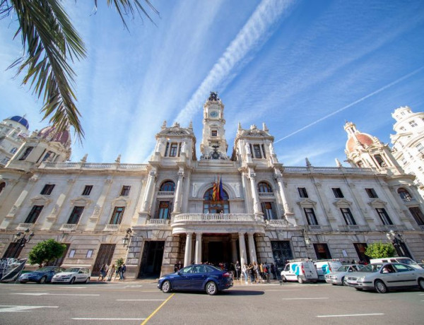Piso en venta en Ciutat Vella , València photo 1