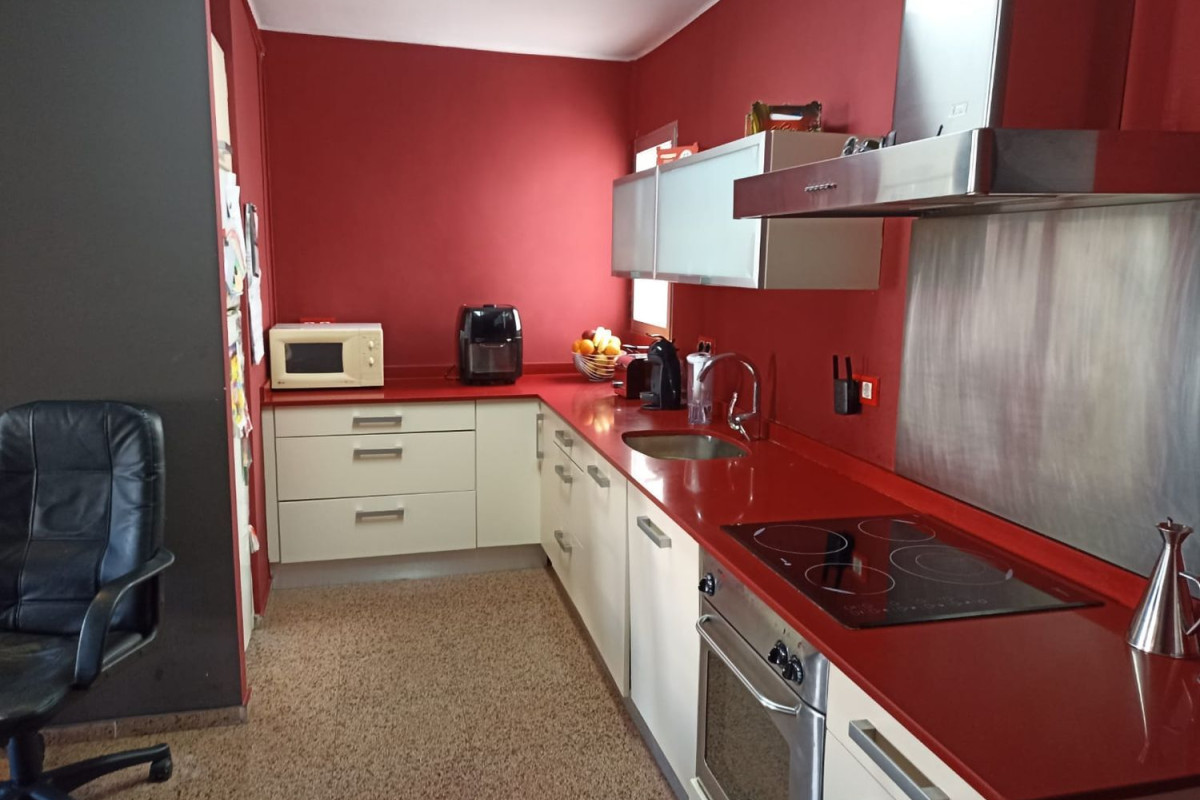 Продажа квартиры на Calle Palancia, Пуэрто-де-Сагунто
photo 3