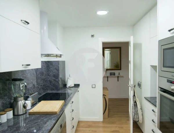 Piso en venta en  Calle de Girona, Granollers photo 4