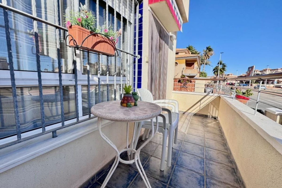 Venta de piso en Calle Vincent Van Gogh, 2, San Pedro del Pinatar
photo 3