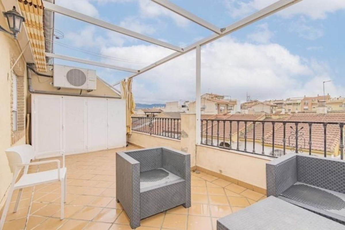Penthouse sale in  Calle Séneca, Armilla photo 2