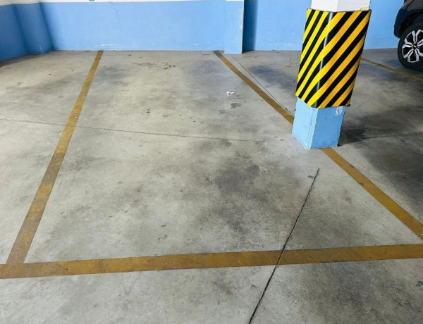 Garaje en venta en  Centro - Casco Histórico , Distrito Centro - Casco Histórico photo 1