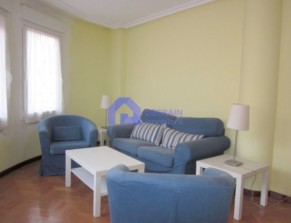 Продажа квартиры в Calle Manuel Estrada, Oviedo photo 1