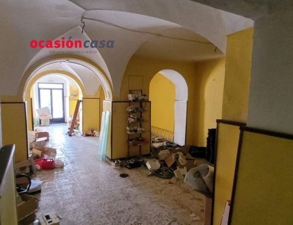 Bajo en venta en , Pozoblanco photo 4