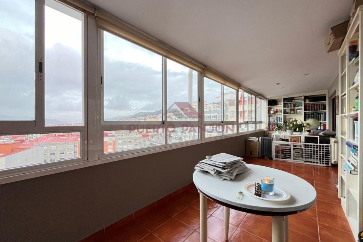 Sale of apartment in Calle de Urzaiz, Vigo
photo 4