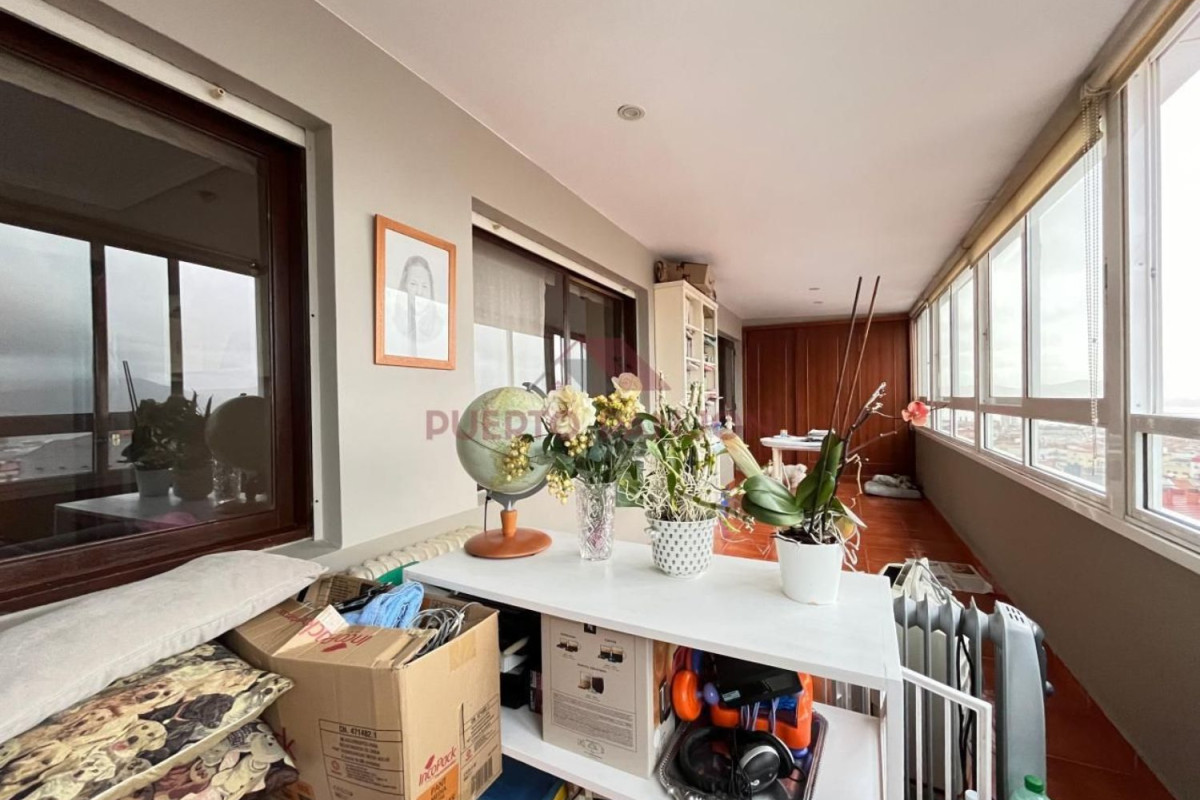 Sale of apartment in Calle de Urzaiz, Vigo
photo 5