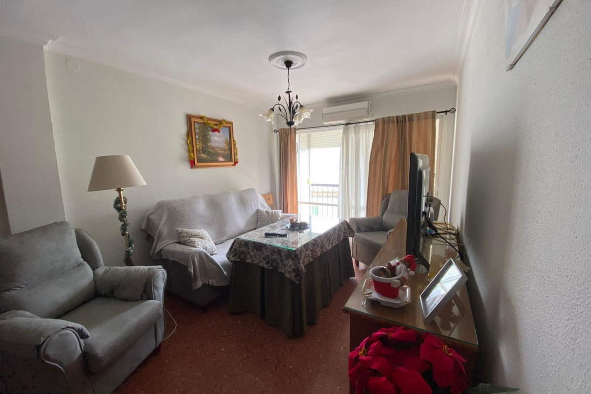 Piso en venta en calle Marquesa Viuda del Saltillo, Санлукар-ла-Майор
 photo 2