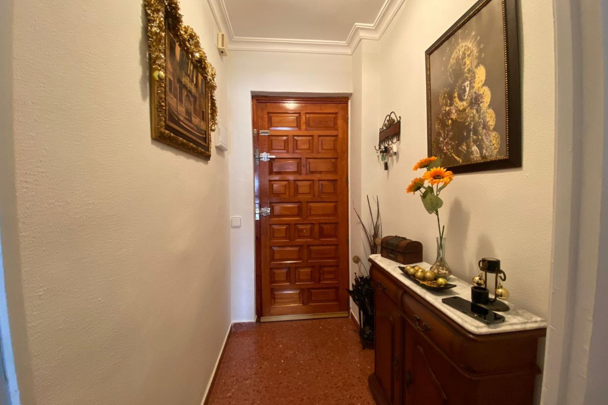 Piso en venta en calle Marquesa Viuda del Saltillo, Санлукар-ла-Майор
 photo 5