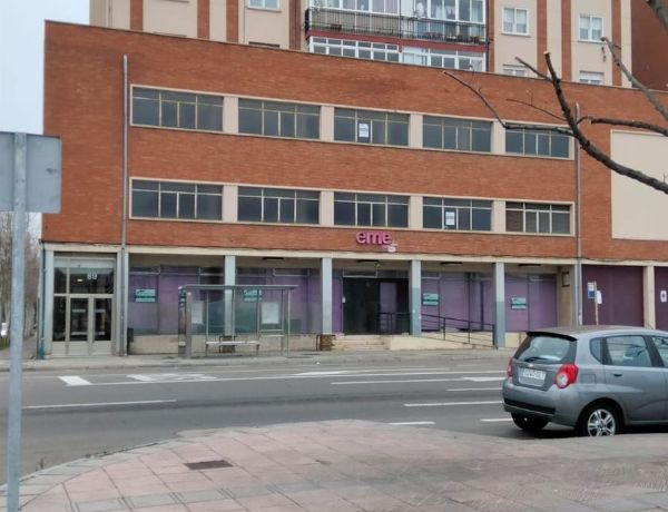 Piso en venta en Avenida del Alcalde Miguel Castaño, León photo 1