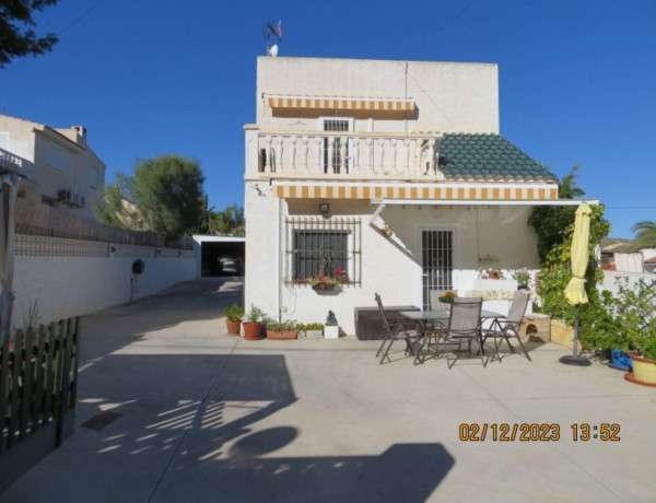 Chalet independiente en venta en RABO DE LES PENYES, El Campello photo 1