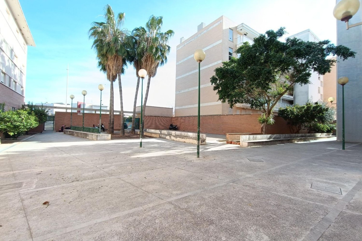Sprzedaż mieszkania w Calle Perú, Gandia
 photo 3