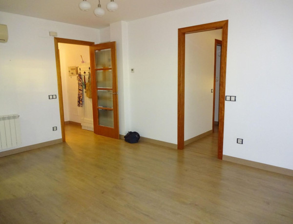 Piso en venta en Vista Alegre , Mataró photo 1