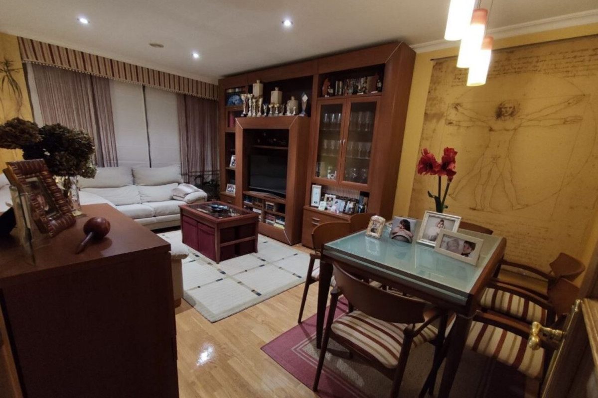 Piso en venta en avenida Álvaro Cunqueiro, 36, Foz
photo 2