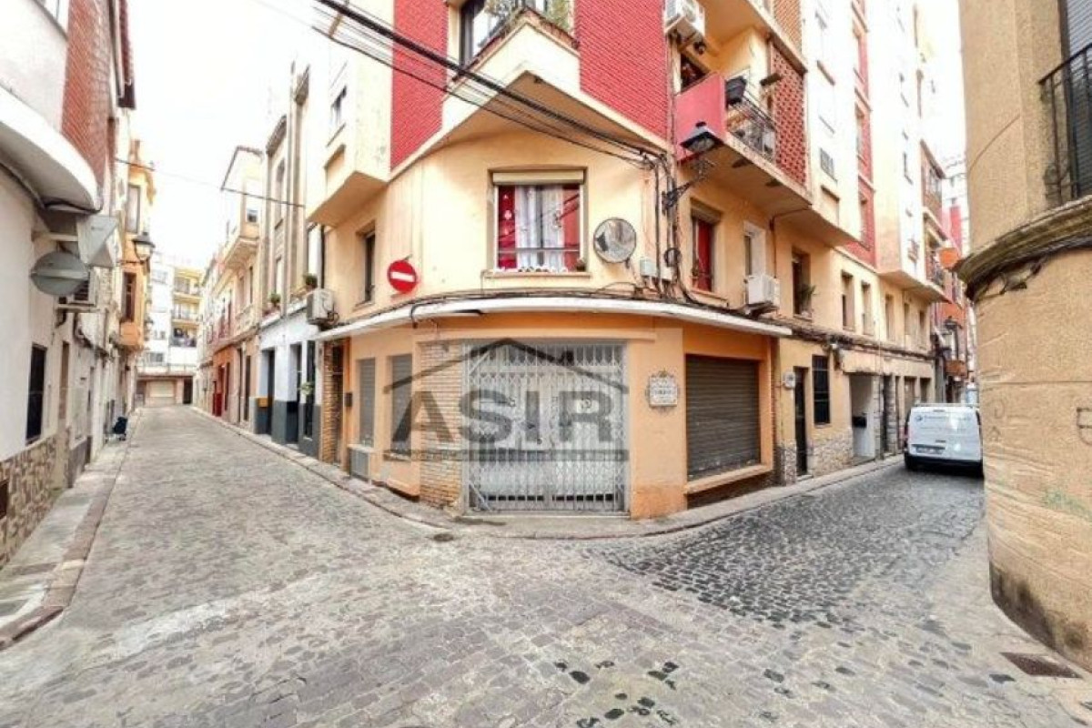 Propiedades en venta y alquiler en España photo 1
