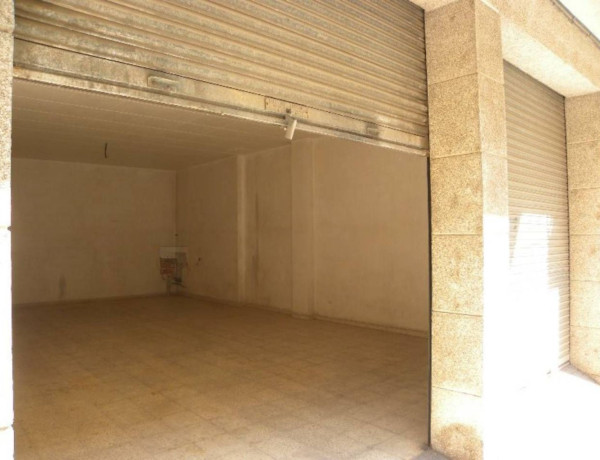 Local en venta en calle Salvador Espriu photo 1