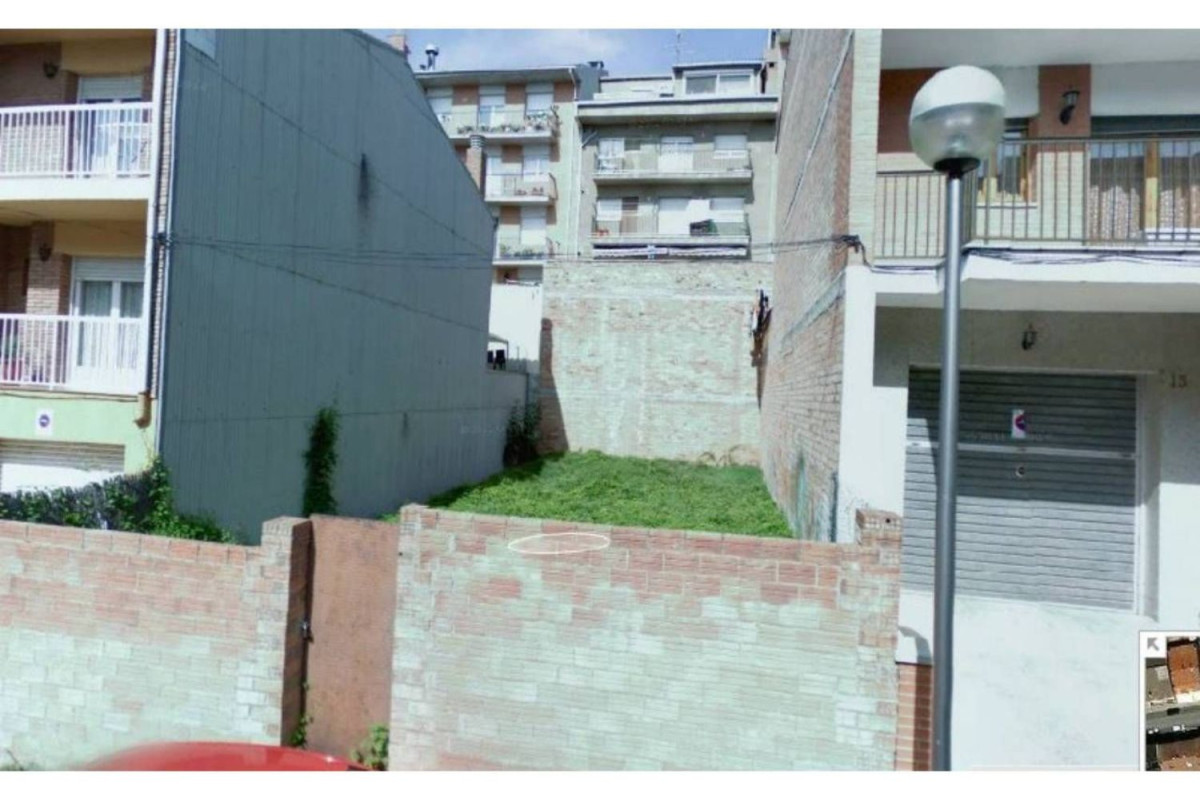 Участок земли на продажу в Берга, Барселона photo 1