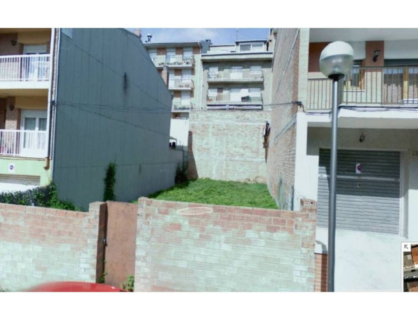 Terreno en venta en Berga photo 1