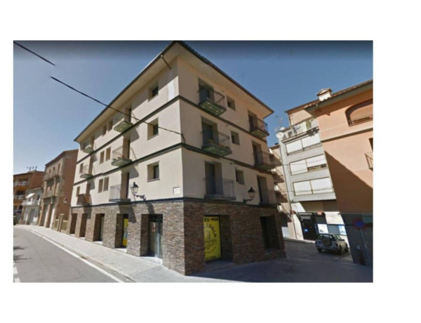 Alquiler de Local en La Pobla de Lillet thumbnail 1