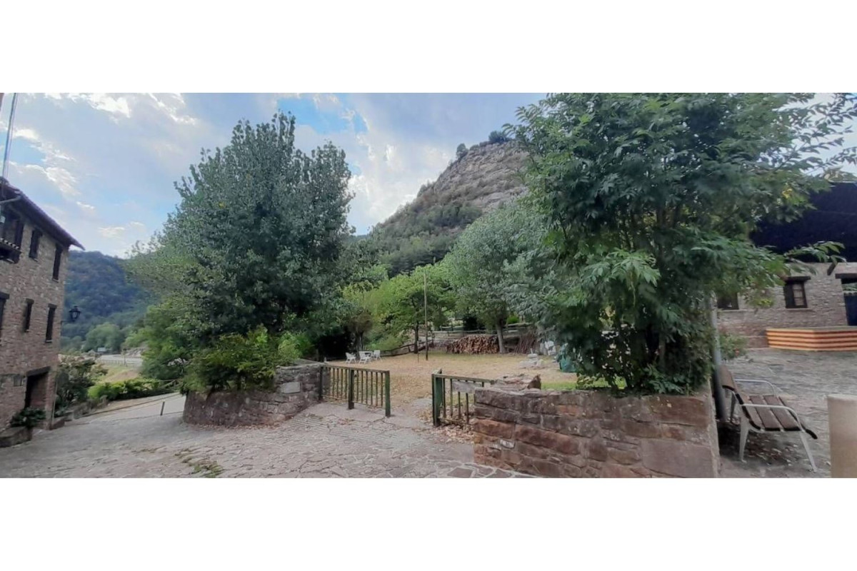 Terreno en venta en Sant Jaume de Frontanyà, Barcelona photo 3