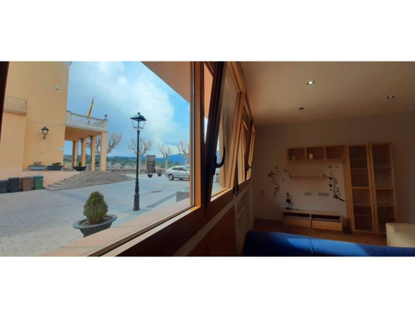 First floor for sale in , Gironella photo 1