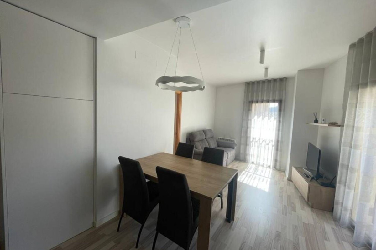 Piso en venta en calle de Sant Josep, Сант-Ллоренс-де-Моруньис
photo 1