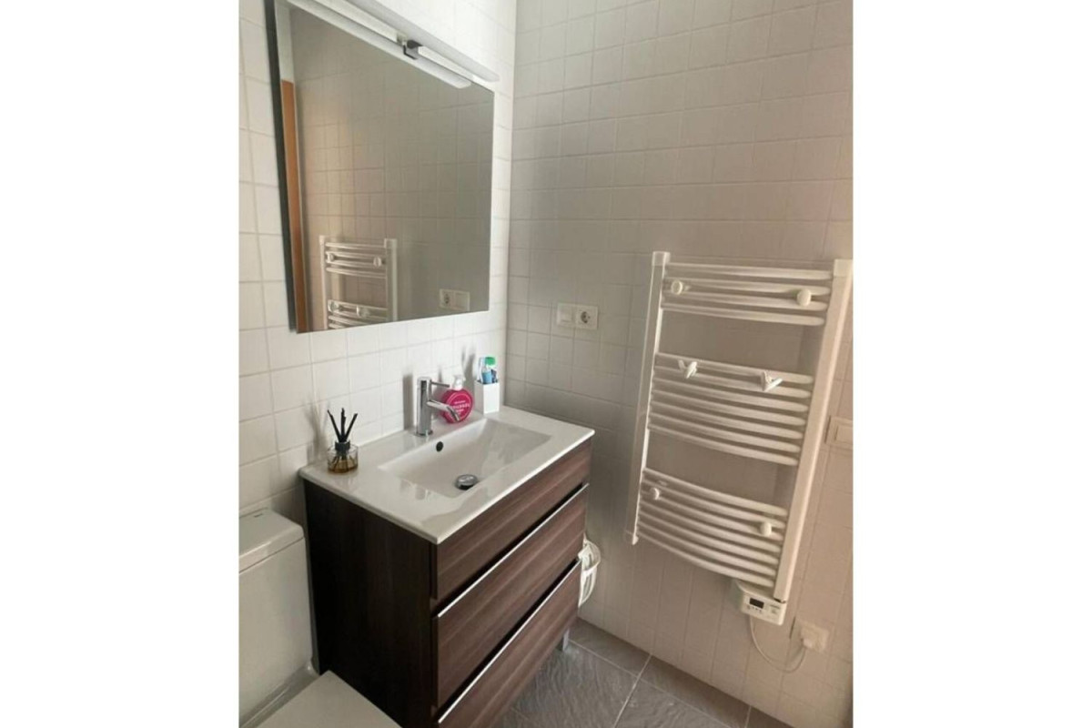 Piso en venta en calle de Sant Josep, Сант-Ллоренс-де-Моруньис
photo 5