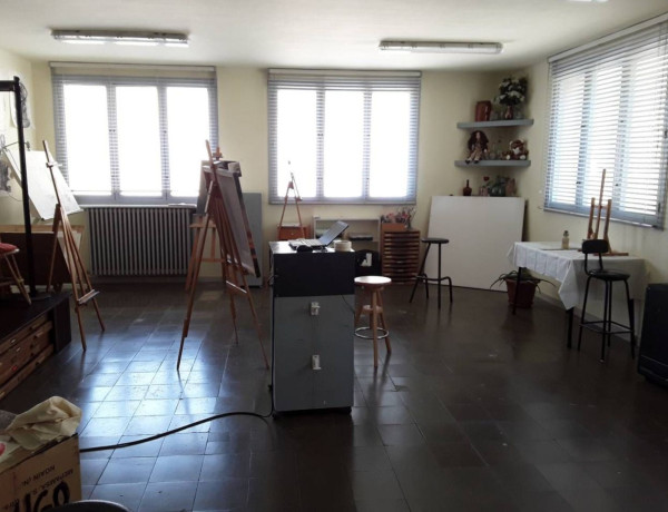 Alquiler de Local en Puig-Reig thumbnail 2