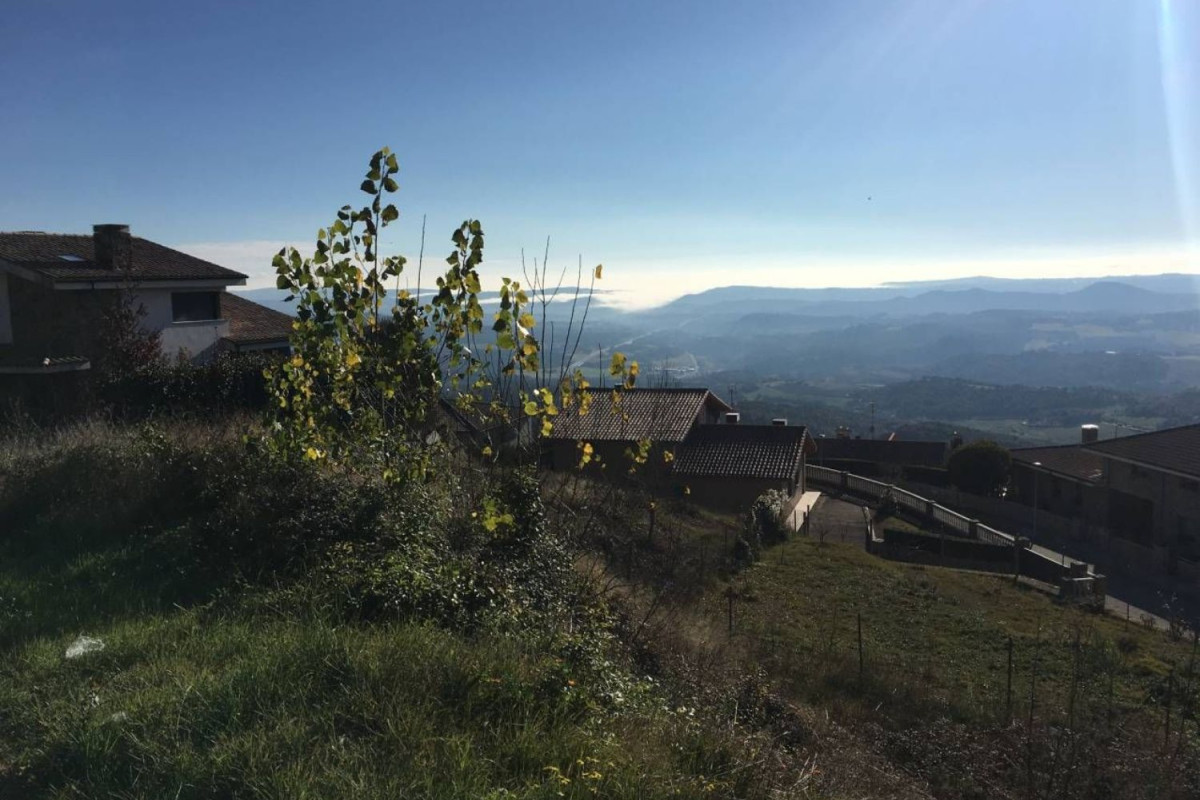Terreno en venta en Berga, Barcelona photo 3
