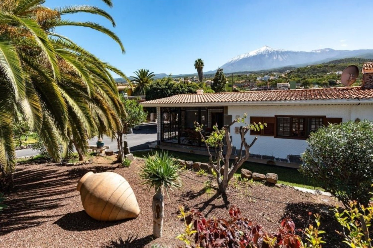 Sale of independent chalet in San Felipe-San Marcos-Las Cañas, Icod de los Vinos
 photo 2