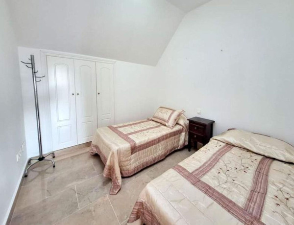 Piso en venta en Puerto de la Duquesa , Manilva thumbnail 2