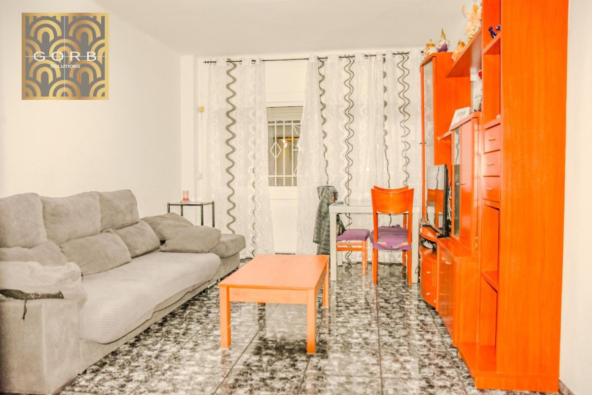 Venta de bajo en Peramás, Mataró
 photo 2