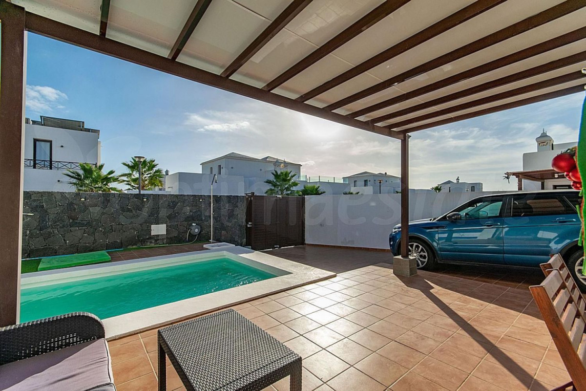 Venta de chalet independiente en Calle Hortensia, Yaiza
 photo 2