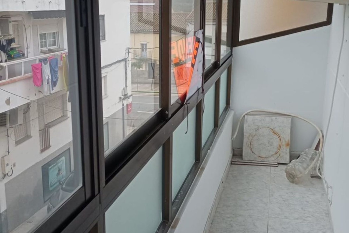 Piso en venta en calle José Sánchez Gallego, Каркабосо
photo 4