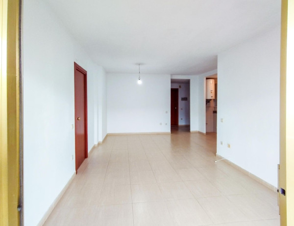 Bajo en venta en  Centre , Blanes photo 1
