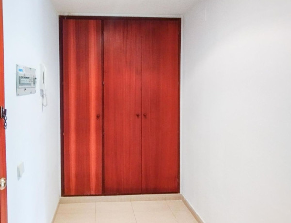 Bajo en venta en  Centre , Blanes photo 4