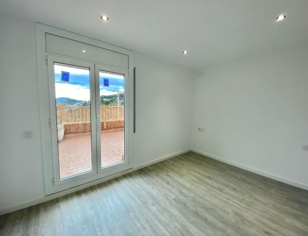 Piso en venta en , Molins de Rei photo 4