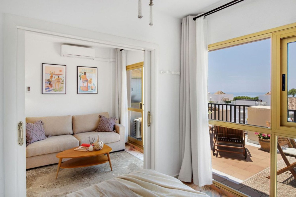 Продажа квартиры на Calle Frankonia, Марбелла
photo 4